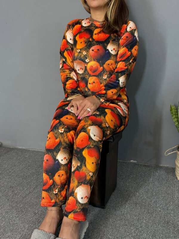 IMG_20251001_211805_756 ست مخمل حوله ی - Image 1