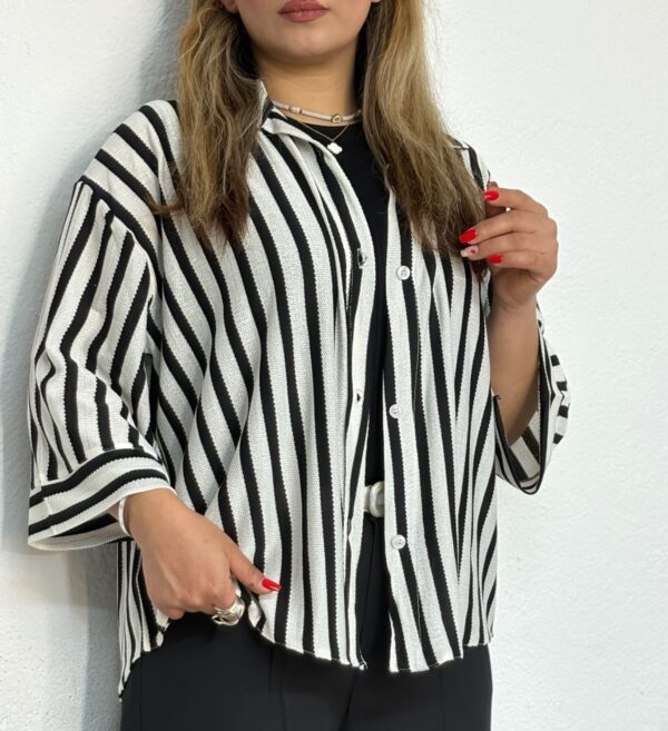 شومیز راه راه لارا - Image 3